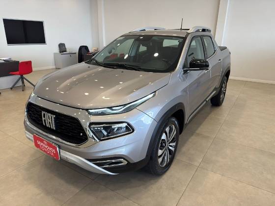 FIAT TORO 2.0 16V TURBO DIESEL VOLCANO 4WD AT9